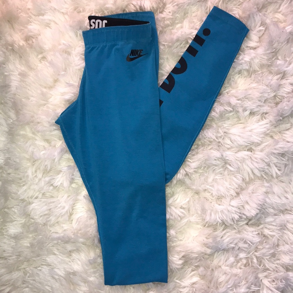 Nike leggings